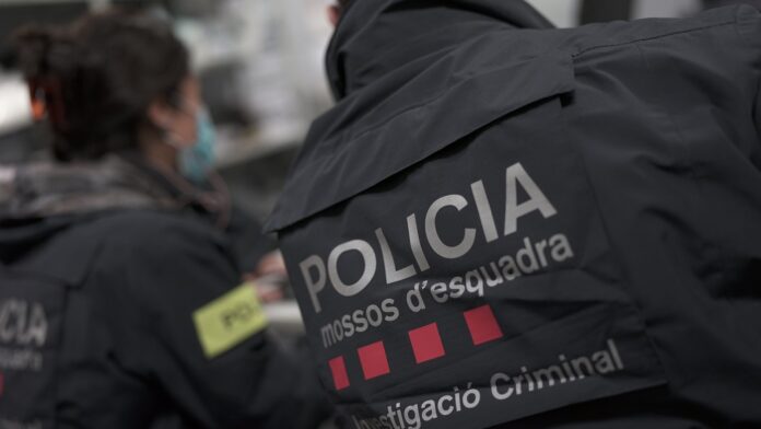 (Mossos d'Esquadra)