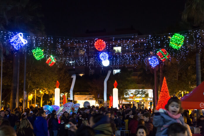 Encendido de las luces de Navidad en años anteriores (Ayuntamiento de Castelldefels)