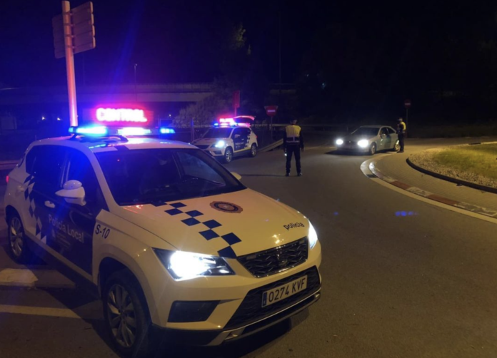 Control de la policía local (Policía Local de Castelldefels)