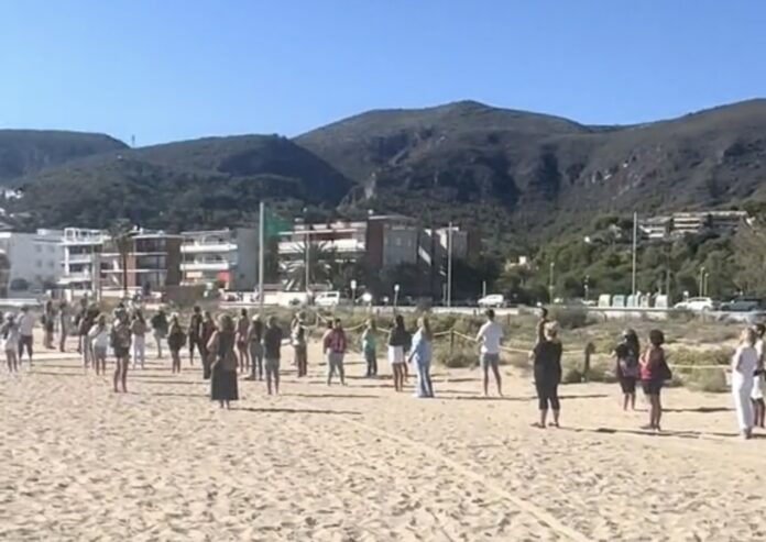 Momento en que las personas quedaron quietas (@photolocky)