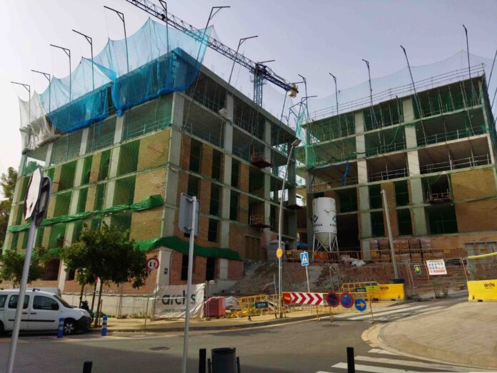 Obras de los pisos de la calle Pietat (Foto: AMB)