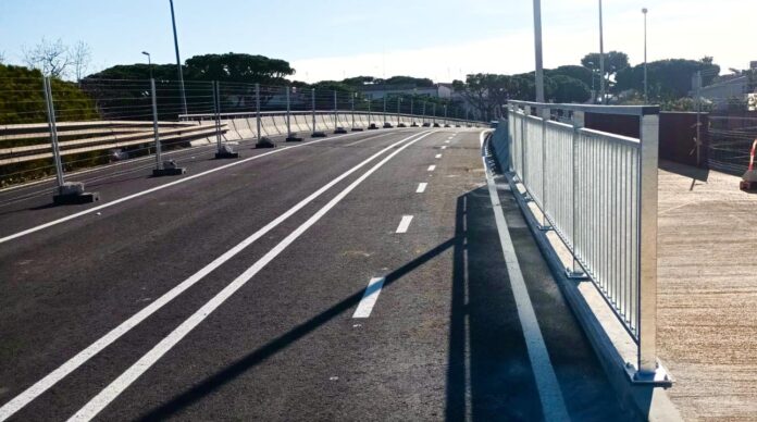 Puente de la avenida Pineda (Foto: Ayuntamiento de Castelldefels)