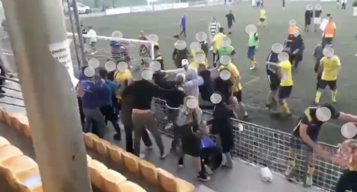 Instantánea de los altercados (Foto: vía X)