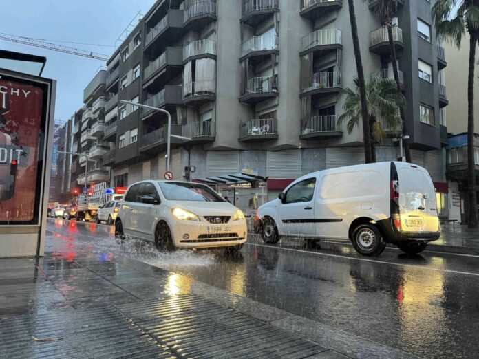 Avenida Constitución (Foto: Castelldefels Digital)