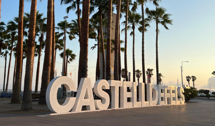 Plaza de las Palmeras (Foto: Ayuntamiento de Castelldefels)