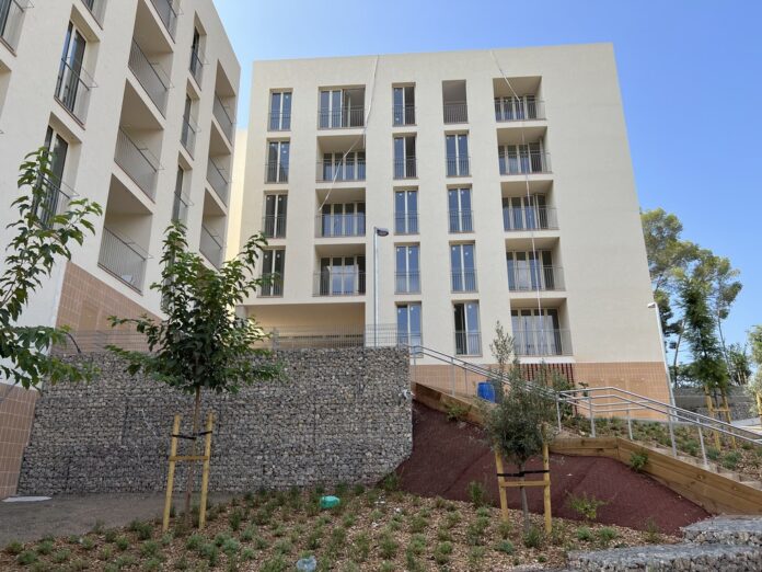 Imagen de la promoción de viviendas, el pasado 21 de agosto (Foto: Ayuntamiento de Castelldefels)
