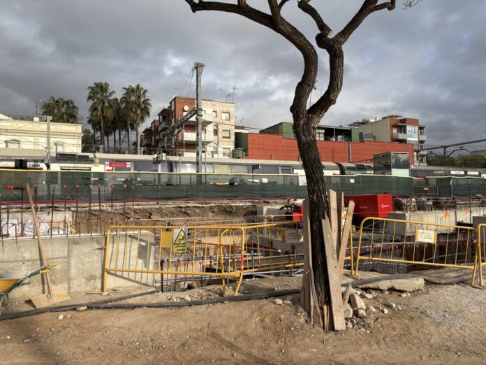 Obras en la estación (Foto: Ayuntamiento de Castelldefels.