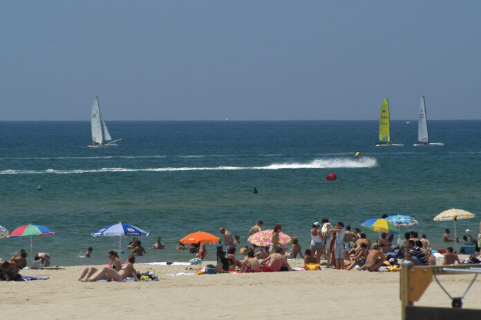 Foto de archivo de la playa de Castelldefels (Foto: Ayuntamiento de Castelldefels)