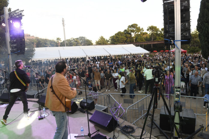 Un concierto en la Mostra de Cuina de la anterior edición. Foto: Ayto. de Castelldefels.